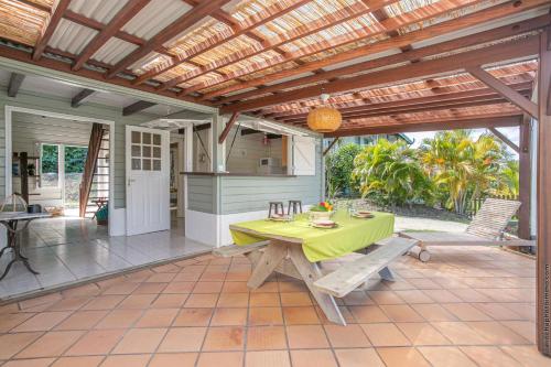 Fotografie z fotogalerie ubytování Sunny Bungalow v destinaci Croisée Décius