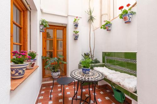 Fotografia z galérie ubytovania Bright apartment with patio and balconies in the center v destinácii Málaga