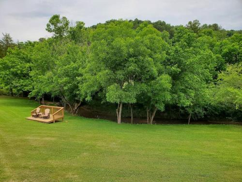Story Brook: Beautiful true log cabin! Close to Dollywood, State Park, and more! photo 35