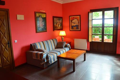 Ruang duduk di apartamentos y habitaciones Quinta La Espadaña apartamentos y habitaciones Quinta la Espadaña