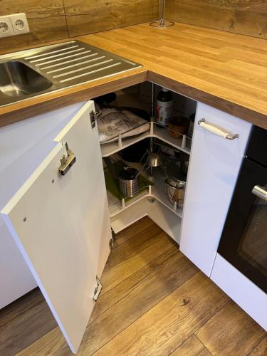 Kuchyň nebo kuchyňský kout v ubytování Villa Arjola