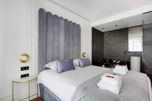Charming private room - 2P - Les halles