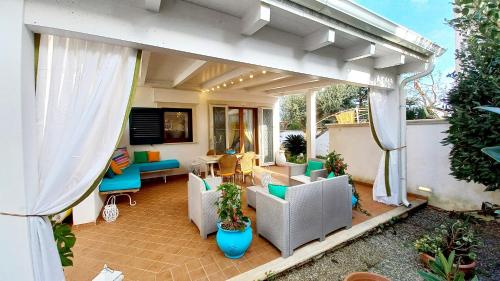 A garden outside Villa Marea