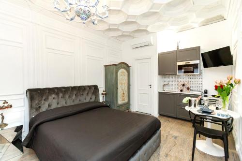 Navona Artist 8 APT