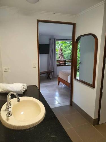 Cama o camas de una habitación en Treeverb Beach House - Daintree