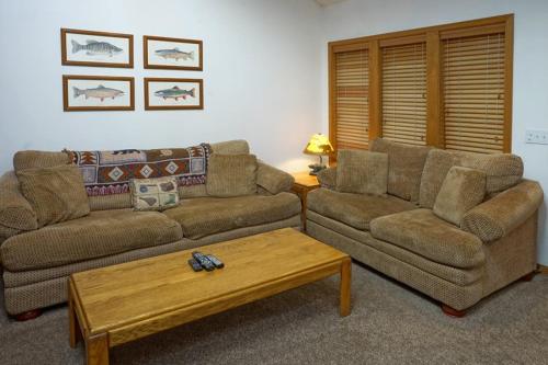 Aspen Meadows 11 – Photos 5