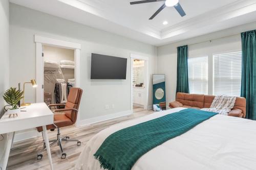 Emerald-Gem-Inn • Laguna Haven/Beach Home! photo 22