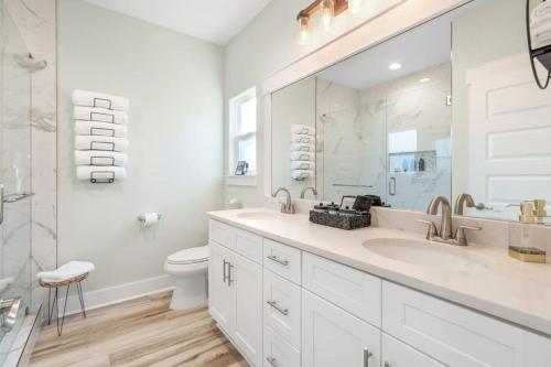 Emerald-Gem-Inn • Laguna Haven/Beach Home! photo 24