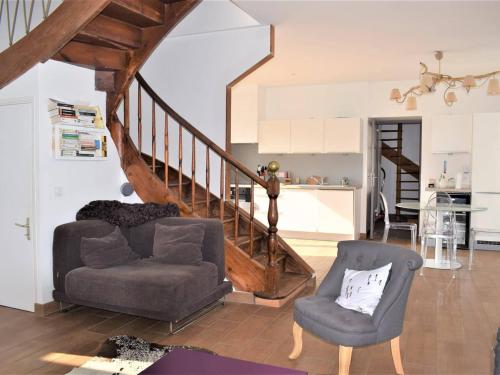 Photo de la galerie de l'établissement Maison 4 étoiles pour 8 pers avec piscine chauffée, proche port de Perros-Guirec - FR-1-368-153, à Perros-Guirec