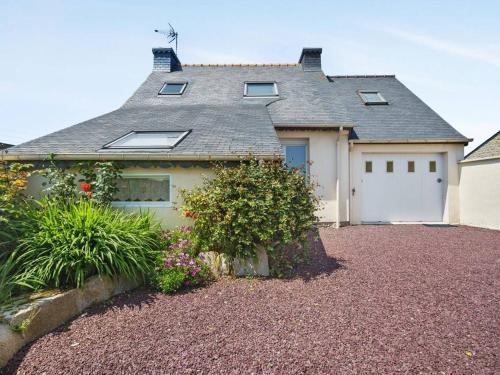 Maison 3* à l'Ile Grande, 200m plages, 6 pers, WIFI, parking, BBQ, proche GR34 - FR-1-368-187