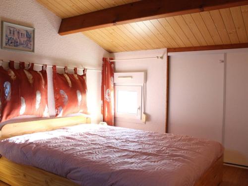 Postel nebo postele na pokoji v ubytování Maison Saint-Denis-d'Oléron, 2 pièces, 6 personnes - FR-1-246A-154