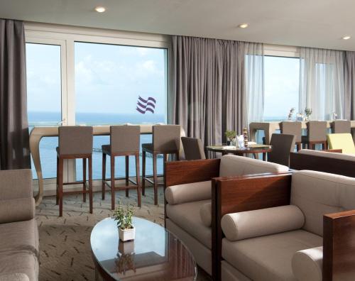 Crowne Plaza Tel Aviv Beach by IHG