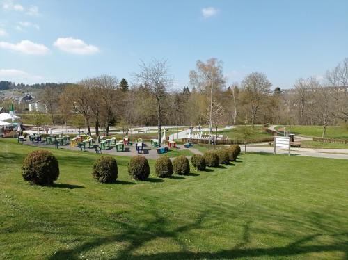Taman di luar Winterberg Centrum 1 mit SSC Sommercard und privaten Fahrradkeller