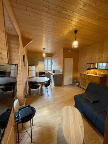 Appt lumineux centre ville du Mont Dore Vue Sancy