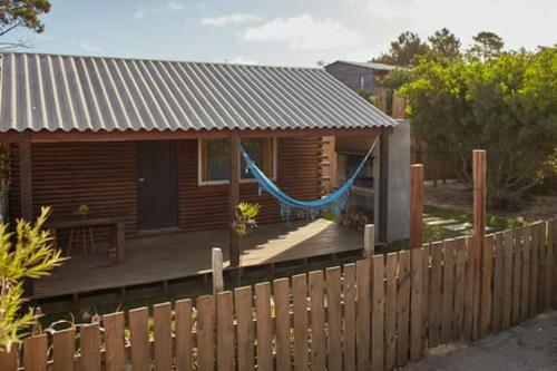 Gambar di galeri bagi Ko'ëtï Yahveh di Punta Del Diablo