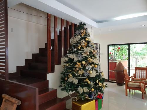 Ruang duduk di DIAKOPES INN