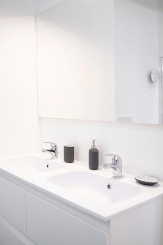 Φωτογραφία από το άλμπουμ του Appartement design 3 chambres proximité Grand-Place Bruxelles στις Βρυξέλλες