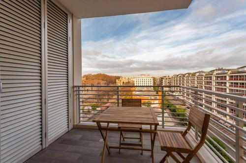 Trastevere Modern Terraced Apt
