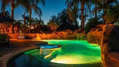 Tuscan Retreat near Wineries W Pool, Spa and Game Room
