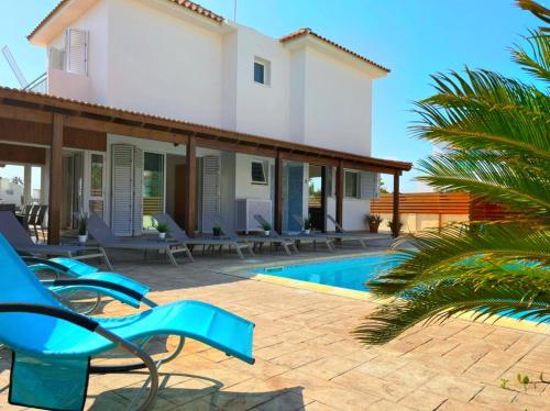 Tarracotta Villa 4 bedroom, near Ayia Napa