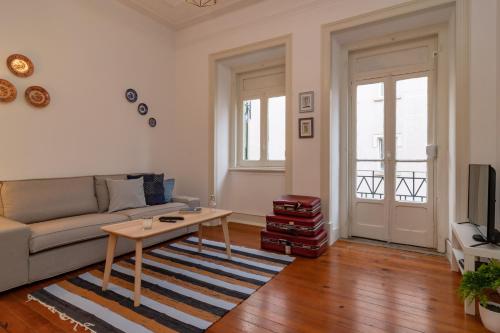 Spacious Apartments in Anjos by LovelyStay