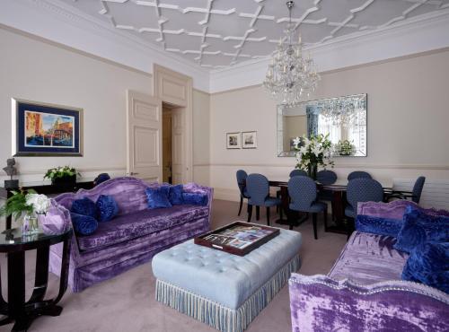 The Apartments by The Sloane Club photo 36