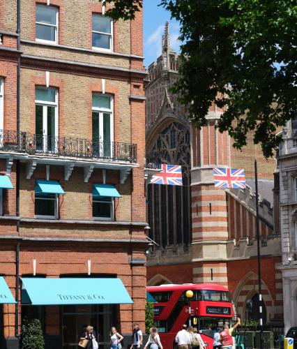 The Apartments by The Sloane Club photo 44