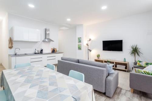 Apartamento nuevo cerca de la playa y del centro