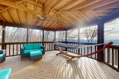 Tranquil Mountain Retreat – Photos 3