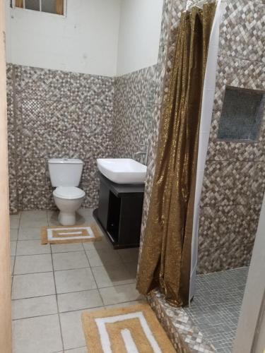 Ванная комната в City Lodge apartments