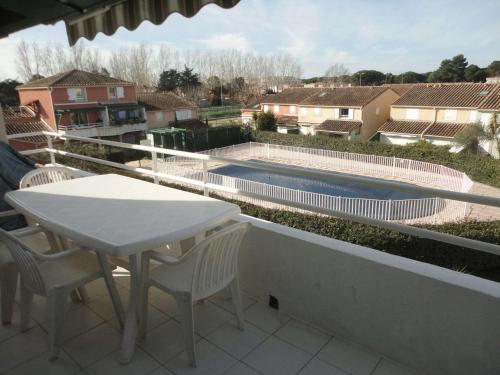 Appartement Le Grau-du-Roi, 2 pièces, 4 personnes - FR-1-250-216