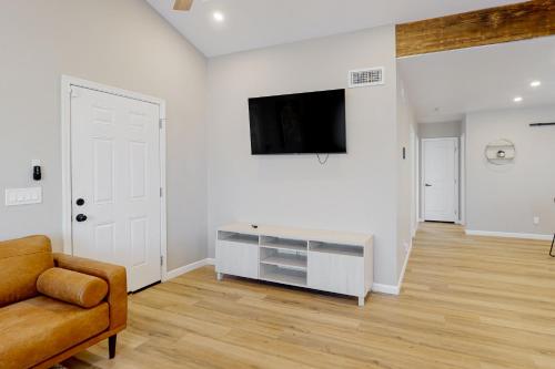 Adams Street Living – Photos 3
