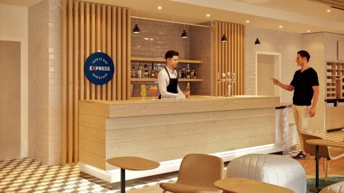 Gæster der bor på Holiday Inn Express - Marne-la-Vallée Val d'Europe by IHG