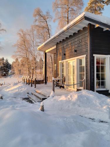 Lakehouse Oulu semasa musim sejuk