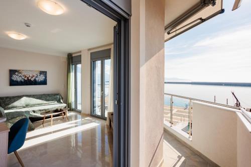 Georgia seaview apartment B1