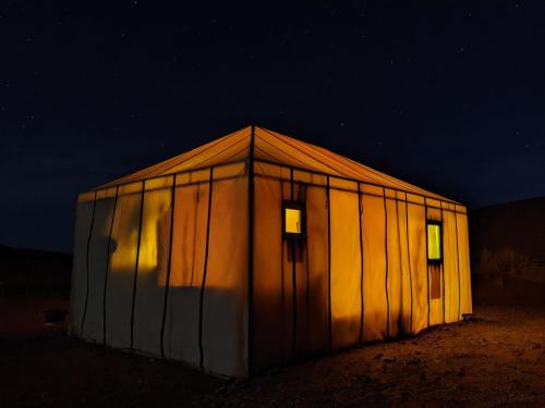 BrijaにあるTinfou desert campのギャラリーの写真