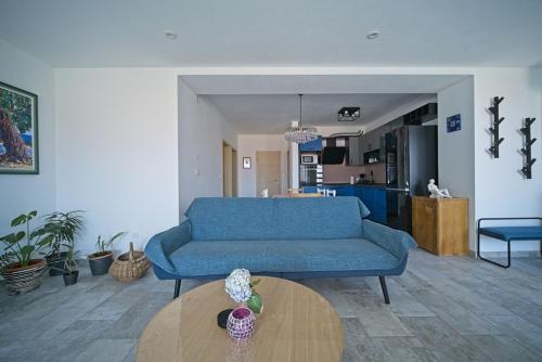 Apartment Postira – Photos 2