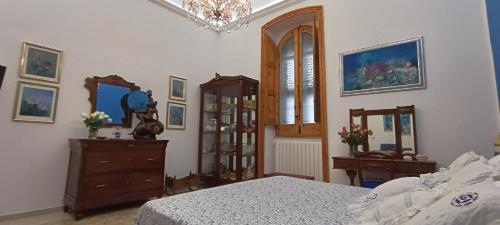 Una cama o camas en una habitación de Amanda's Suite