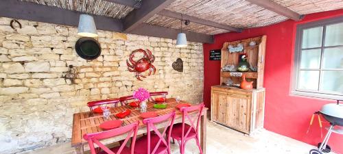 Charme et authenticité pour cette villa rhétaise