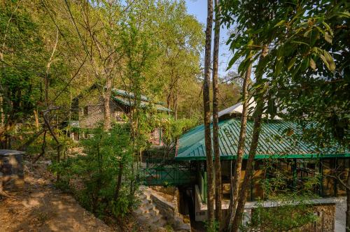 Zahrada ubytování Neemrana's Glasshouse on the Ganges