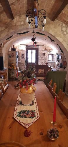 Φωτογραφία από το άλμπουμ του La grotta di NiMa σε Pretoro