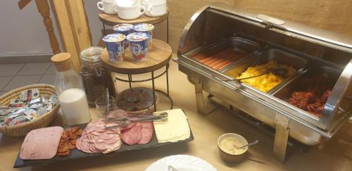 Еда / где поесть недалеко от мини-гостиницы