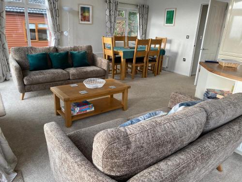 Lodge 10, Cedar Lodge Park – Photos 3