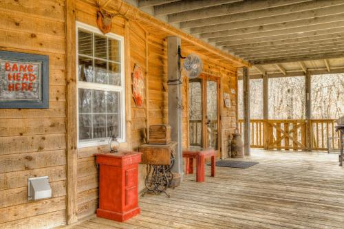 Peace and Serenity Cabin – Photos 4