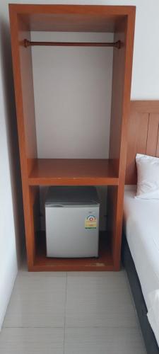 Postel nebo postele na pokoji v ubytování Ava 2 Budget Hotel Koh Tao