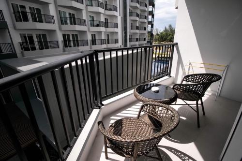 Μπαλκόνι ή βεράντα στο Mantra Beach condominium By AProperty