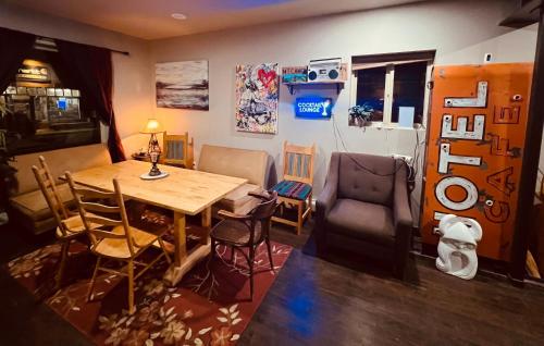 The Treeline House – Photos 2