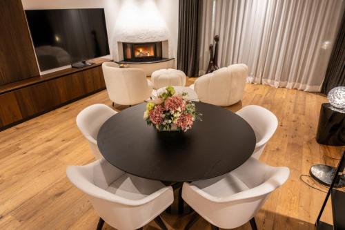 Ruang duduk di Chalet Villa Carolina