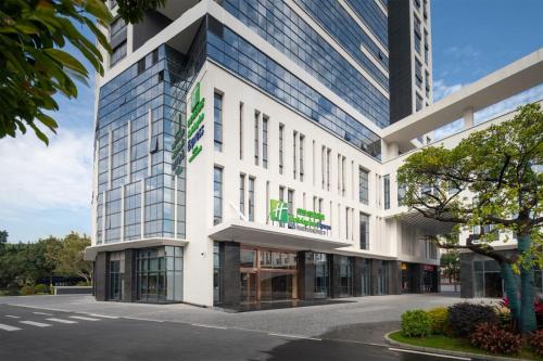 a rendering of the front of the building at Holiday Inn Express Shunde Daliang by IHG in Shunde