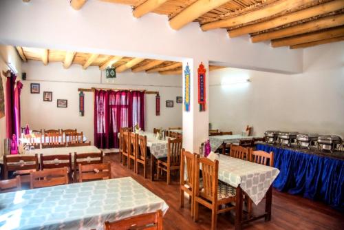 Φωτογραφία από το άλμπουμ του Desert Oasis Camp σε Hundar